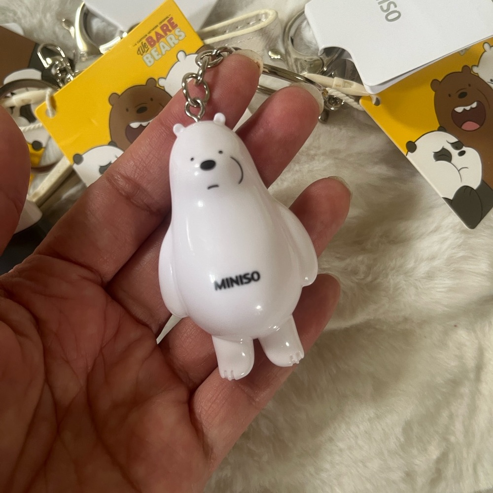 We Bare Bears Keychain Set NWT *RARE* - Picture 3 of 4